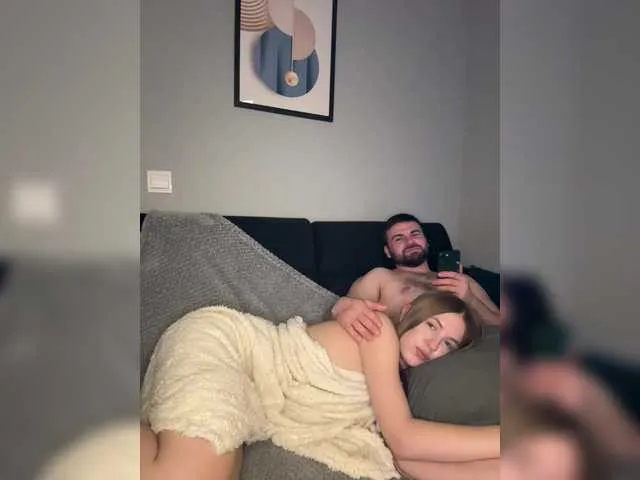 soffy-and-boss private show on livefreen